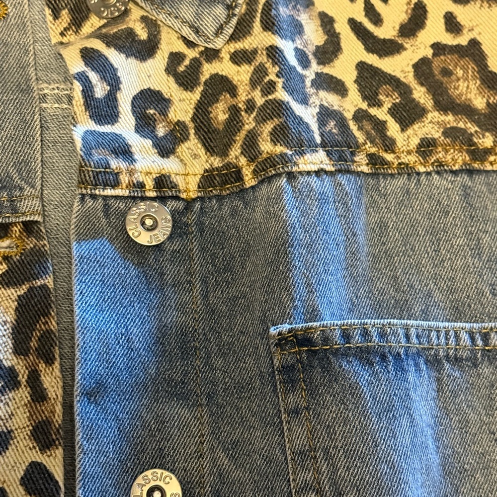 Leopard Patchwork Denim Jacket - Gray with Tan/Bl… - image 4